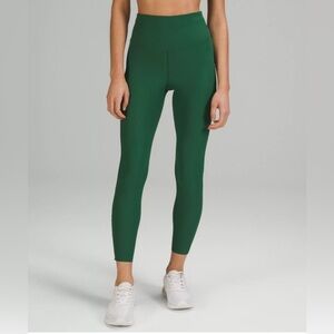 Lululemon Base Pace ribbed 7/8 legging in Everglade Green. Great condition
